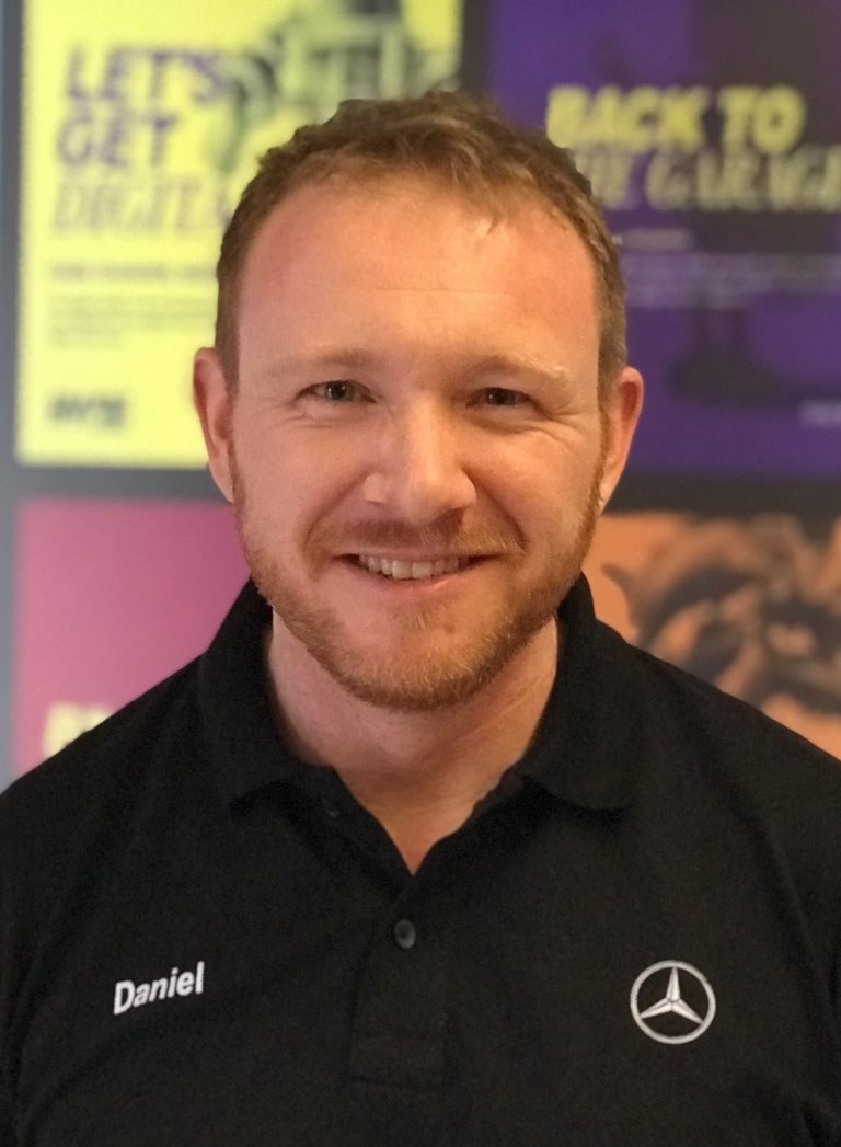 Read more about the article Daniel Loewa, Head of HR Mercedes Benz România, Trust the process: acțiunile mici fac schimbările sustenabile