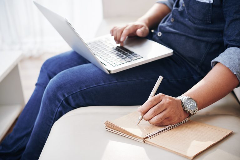 Read more about the article Te vrem la noi! Revin maine, trebuie sa consult HR-ul